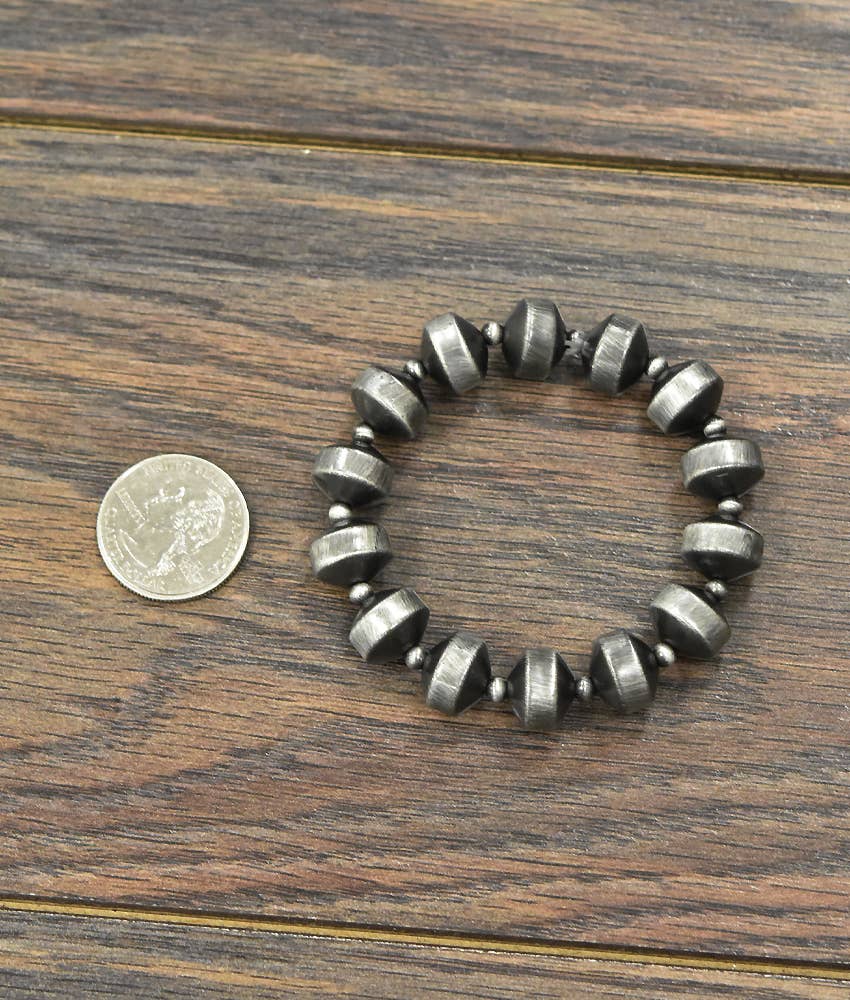 711014, Handmade Rondelle Navajo Bead Stretch Bracelet