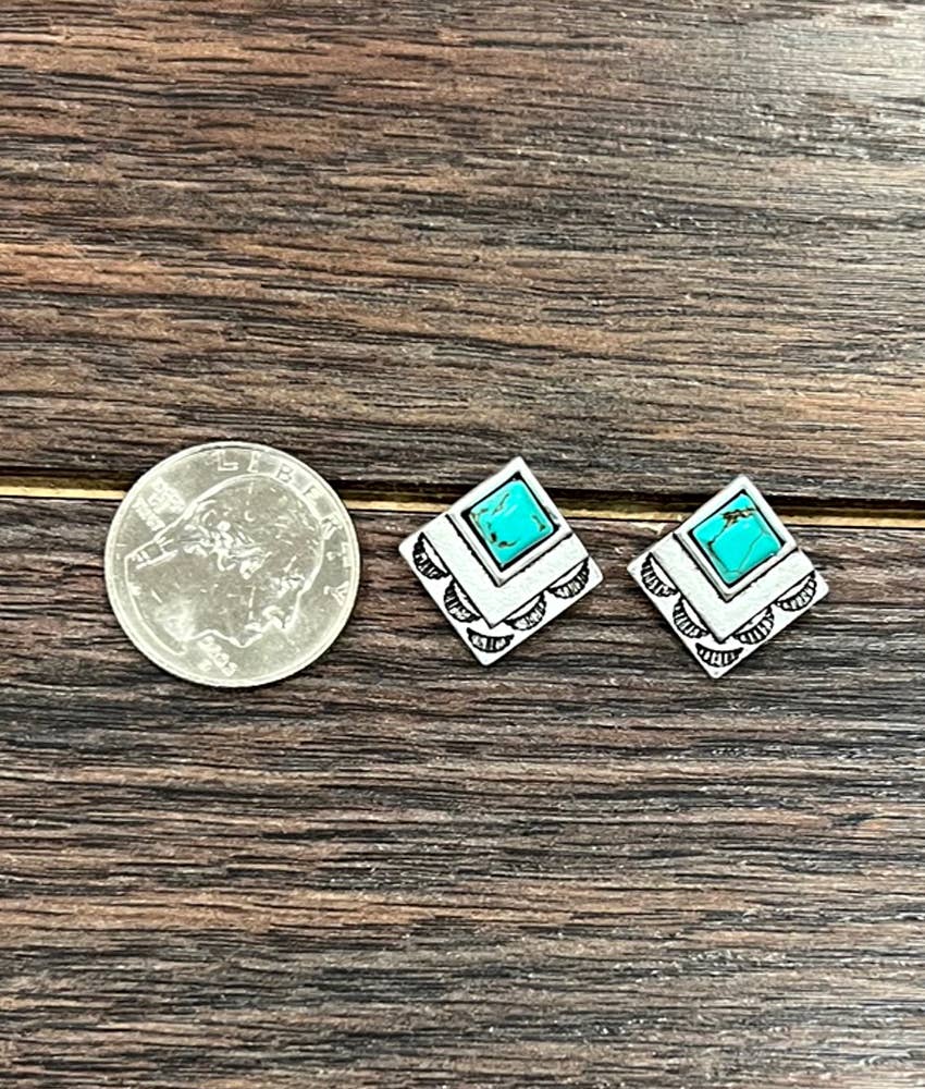 724232, 0.8" Boho Turquoise Stud Earrings