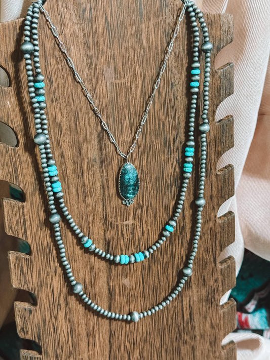 Western Turquoise Faux Navajo Pearl Graduated Necklace