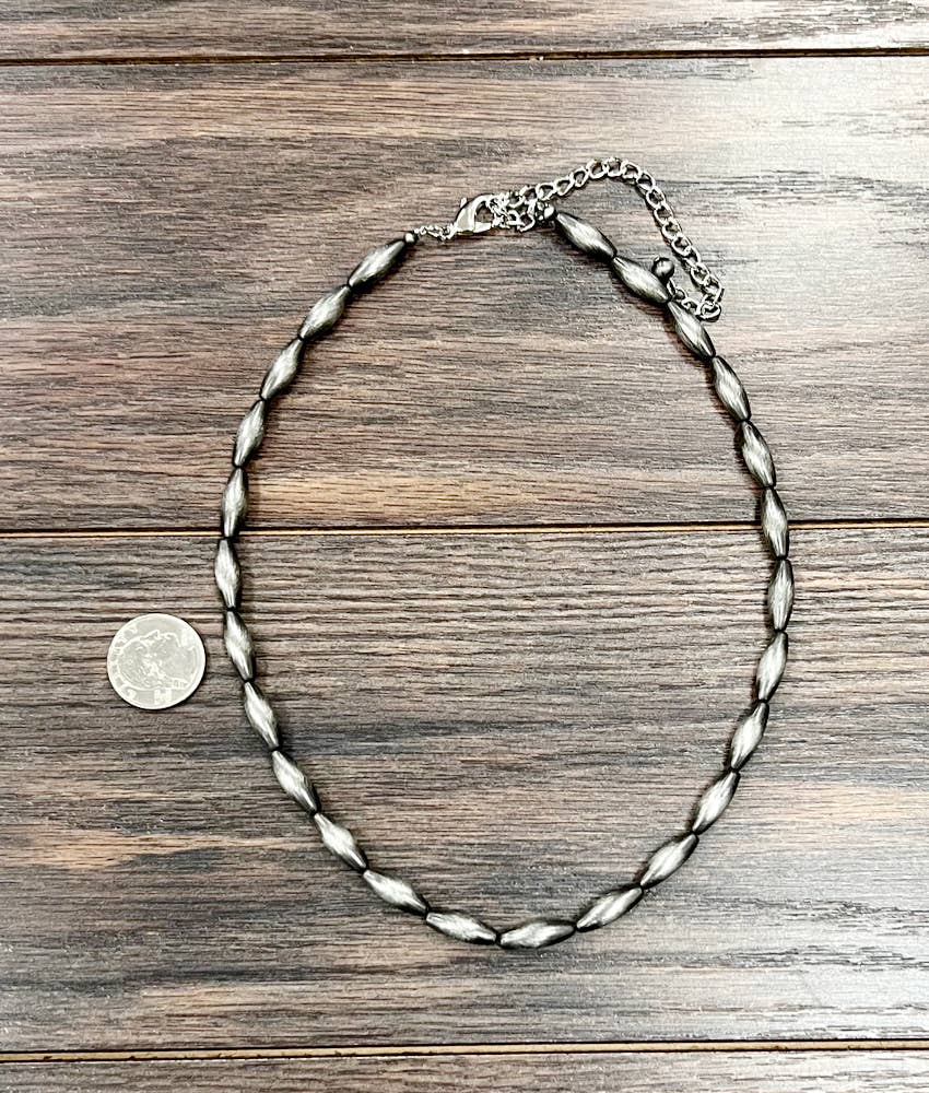739531-1, 18" Handmade Elongated Navajo Bead Necklace